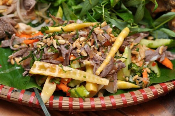 Gỏi Bò Măng Trúc